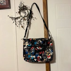 Vera Bradley splash flora casual satchel faux leather trim 12x14x5  new $108
